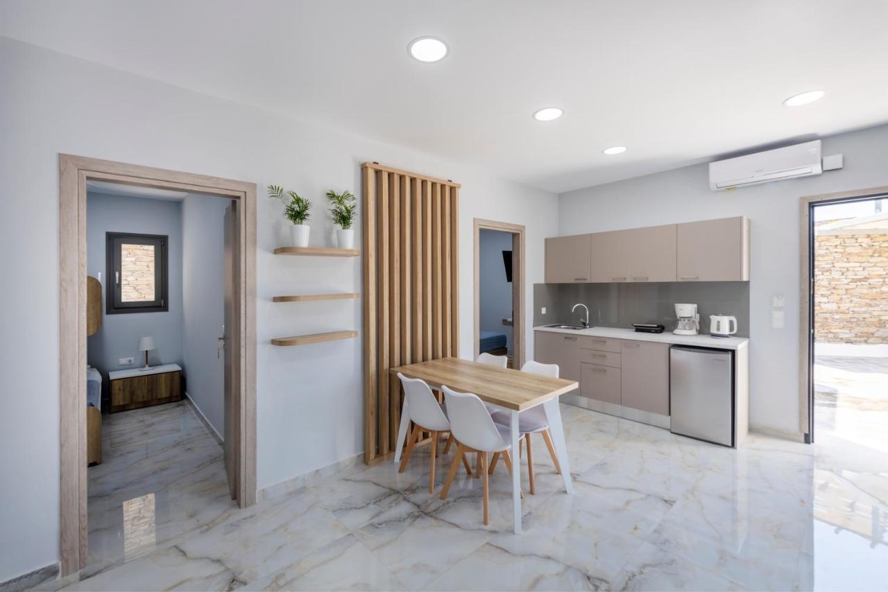 Peters Place - Paros Resort Parasporos Екстер'єр фото