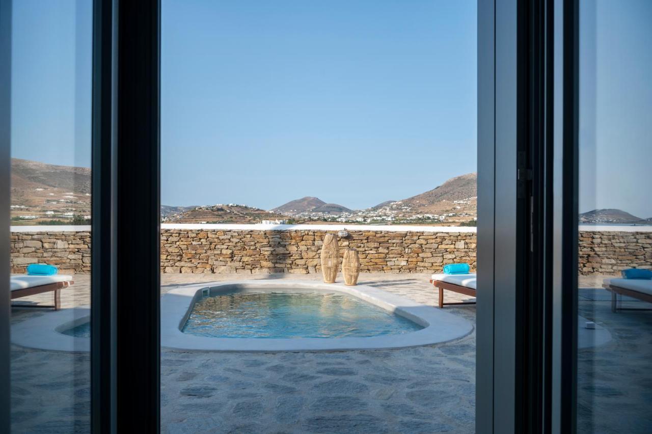 Peters Place - Paros Resort Parasporos Екстер'єр фото